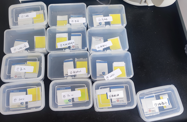 Dye-resistant labels