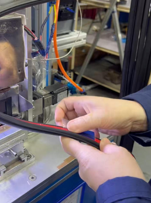 Heat tabbing tape