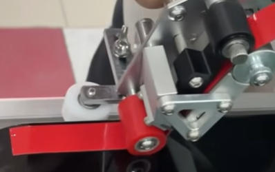 Edge Positioning Tape Applicator for Auto